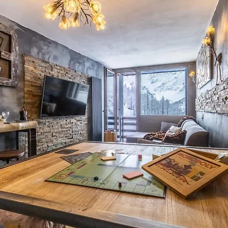 Hellochalet - Cervinia In Out - Industrial Family Daire *