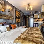 Hellochalet - Cervinia In Out - Industrial Family Apartman