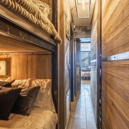 Hellochalet - Cervinia In Out - Industrial Family * Брей-Червиния