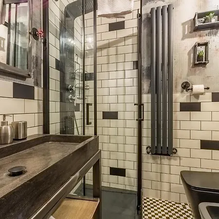 Hellochalet - Cervinia In Out - Industrial Family Апартаменты