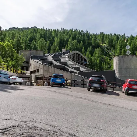 Hellochalet - Cervinia In Out - Industrial Family Брей-Червиния